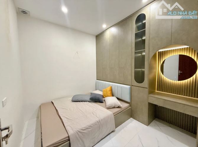 Bán căn tập thể trung tâm, giá tốt, tiện ích, nhà đẹp như khách sạn 5 sao, 2 thoáng - 5