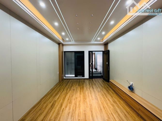 Bán Nhà 5 Tầng Phân Lô Lê Hồng Phong Lô 22 - 6