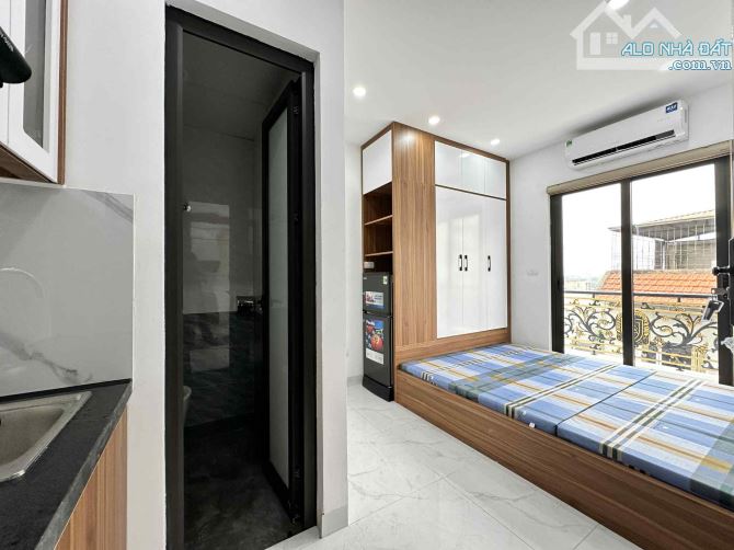 MINH KHAI - 28 PHÒNG KHÉP KÍN - OTO ĐỖ CỬA - 2 THOÁNG - 7 TẦNG - THANG MÁY - MẶT TIỀN 6.2M - 6
