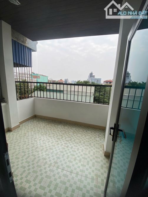 Bán nhà trung tâm tt quốc oai cách đại lộ thăng long 1km.45m.4 Tầng .3 x tỷ có TL - 7