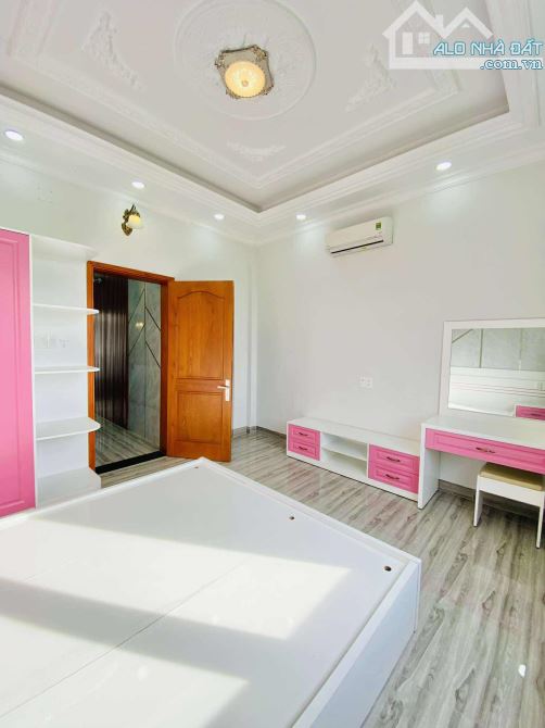 Bán nhà Thị trấn Nhà bè - 64m2 - 4TẦNG - 4PN - 7TỶ5. - 7