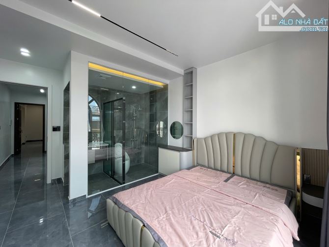 Nhà 5 tầng độc lập có thang máy mặt đường khu vực Đằng Lâm - 8
