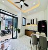 Nhà 2 Tầng NGANG 5.3M, 3PN, DT gần 40m2 P4 Phú Nhuận, chỉ 4x tỷ