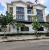 Bán Biệt Thự đường Đặng Thùy Trâm P13 dt 11x18 kết cấu 3 lầu st