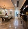 Bán gấp CH Golden Palace 4PN DT 141m View Đẹp Full NT sẵn sổ có slo tô tô giá 10 tỷ