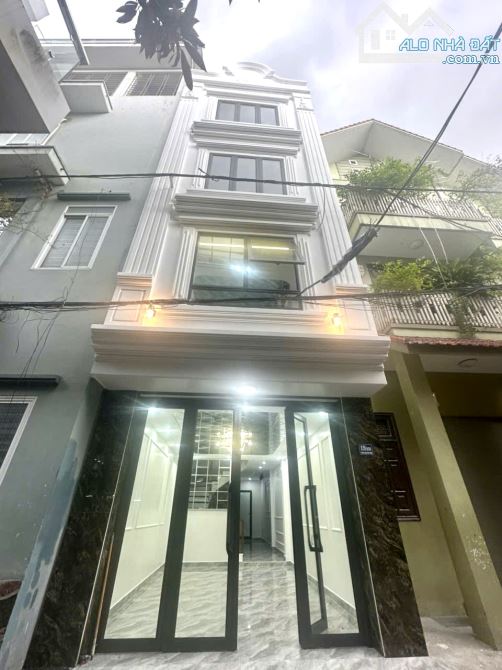 Bán nhà 5 tầng phân lô Trần Nguyên Hãn, Lê Chân 50m giá chỉ 5,x tỷ