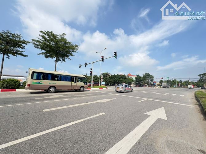 🔥🔥BÁN KIOT KÈM NHÀ 3 TẦNG NGAY TẠI TRỤC KINH DOANH-CÓ THỂ Ở HAY KINH DOANH TẦNG TRÊN TẠO