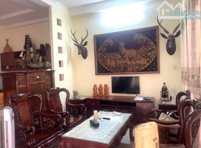 Hiếm! Nhà 3 Tầng – Ngang 6.5M – Hẻm xe hơi - Giá Chỉ 6 Tỷ - 1 Căn Ra Mặt Tiền – Đình