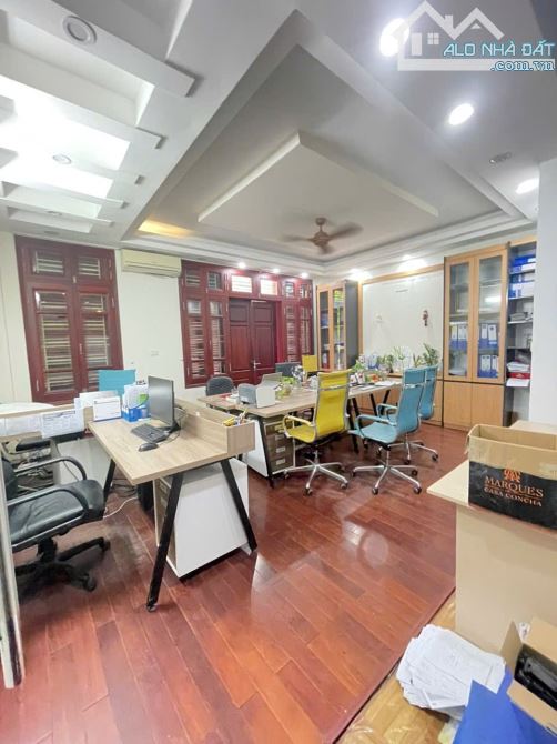 BÁN GẤP NHÀ PHÂN LÔ, VŨ PHẠM HÀM, Ô TÔ TRÁNH, VỈA HÈ KINH DOANH, 81M, 36.3 TỶ