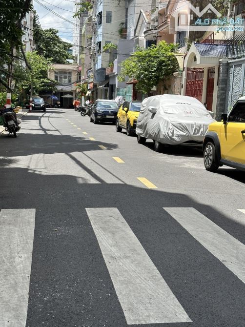 NHÀ HẺM Ô TÔ CỘNG HOÀ 93M2 3 TẦNG 15 TỶ