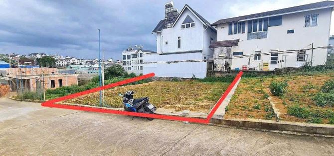 ĐẤT BIỆT LẬP ĐƯỜNG VẠN HẠNH KHU Ở YÊN TĨNH SANG XỊN