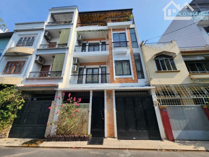 Bán nhà hẻm xe hơi Phổ Quang, P2, Tân Bình. Biệt thự đẹp 5 tầng, thang máy giá 22.5 tỷ