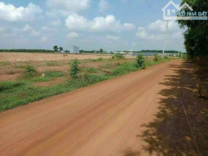 " Hàng hiếm ngang cực rộng 23*44_hơn 1000m2 "