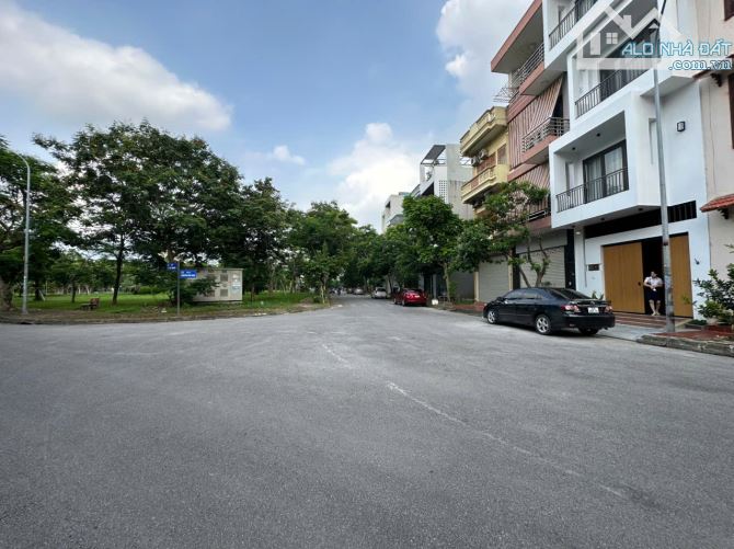 Cần bán lô đất Wieu công viên thoáng mát phố LÝ TỰ TRỌNG - HẢI DƯƠNG