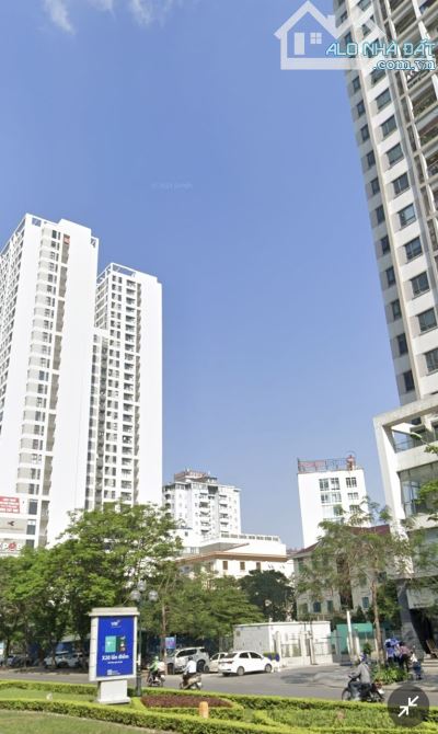 Giáo sư Bộ KHCN bán nhà LÊ VĂN LƯƠNG, 65m2, 6 tầng, Gara oto, 2 thoáng, gần phố, hơn 20 tỷ