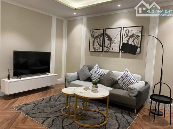 CHO THUÊ GẤP CĂN HỘ KING PALACE 3 NGỦ ĐỦ ĐỒ ĐẸP, CÓ ẢNH, VÀO Ở LUÔN ĐƯỢC