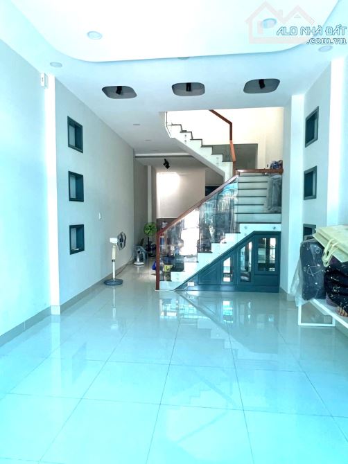Chỉ 7.29 Tỷ TL! 64M² 3 Tầng, Ô TÔ Ngủ trong nhà, Lê Văn Thọ Gò Vấp!
