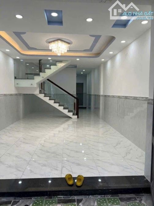 Bán nhà 4*17m lầu trệt 3pn Trần Văn Mười. Xuân Thới Đông cũ