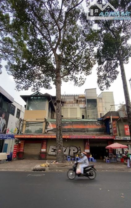 Mt Nguyễn Trãi, P.2, Q.5, 20x34.5m, 4 lầu, 410 tỷ