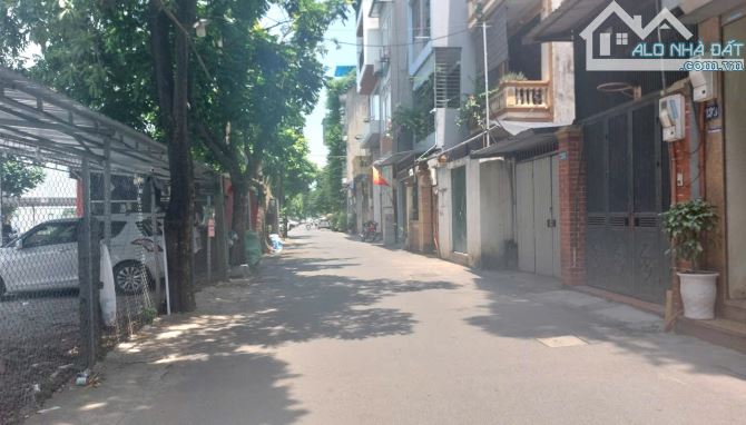 Bán đất phố trung tâm Long Biên 75m²- 9.5 tỷ, trước đất ô tô tránh, gần KĐT Khai Sơn