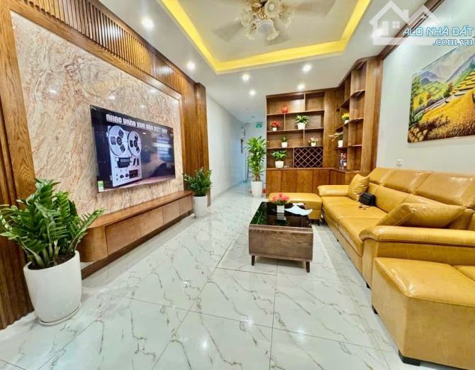 VŨ TÔNG PHAN,THANH XUÂN, Gần Ô Tô, Mặt Tiền Rộng, Sổ Vuông 45m 8.5 tỷ