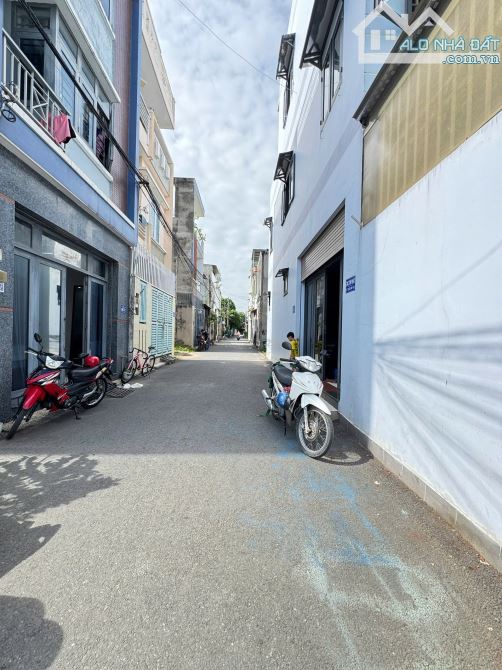 Nhà bán Đường só 8, KP1, Linh Xuân, Thủ Đức. 70m2, 5.25 tỷ.