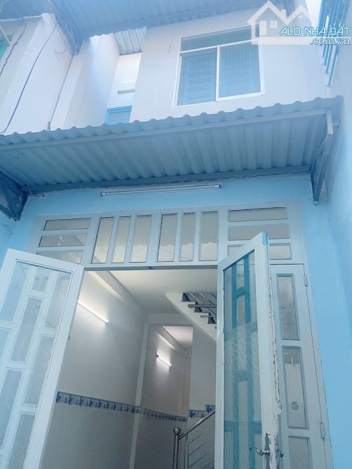 (Q8)NHÀ BÁN CAO LỖ-TRUNG TÂM KHU SẦM UẤT-SỔ NỞ HẬU -NHĨNH 2 TỸ
