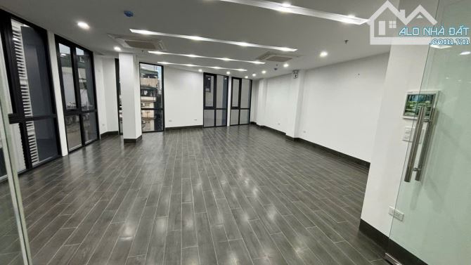 CHO THUÊ VĂN PHÒNG TẠI NGUYỄN XIỂN - KIM GIANG DIỆN TÍCH 56M2 GIÁ 10TR