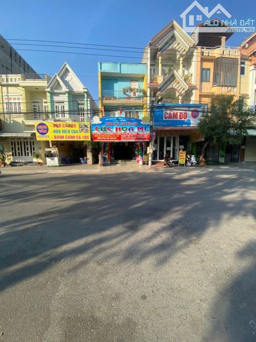nhà 150m2 8ty TL hoàn công MT Đường Số 21, P.Dĩ An, Tp.Dĩ An