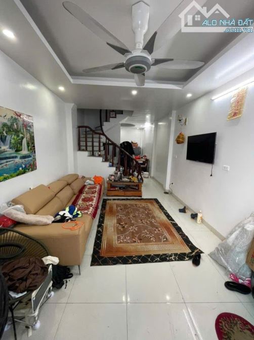 Bán nhà 40m2.4T, ngõ rộng thoáng ngay Cầu Cốc, Tây Mỗ