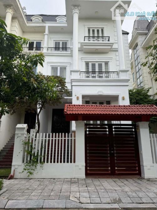 Biệt thự liền kề Lideco đã hoàn thiện, thang máy nhập khẩu 145m2 giá chỉ 23 tỷ