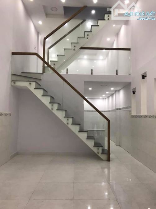 Nhà Phan Đăng Lưu – HXH, kết cấu 4 tầng, thích hợp vừa ở vừa cho thuê