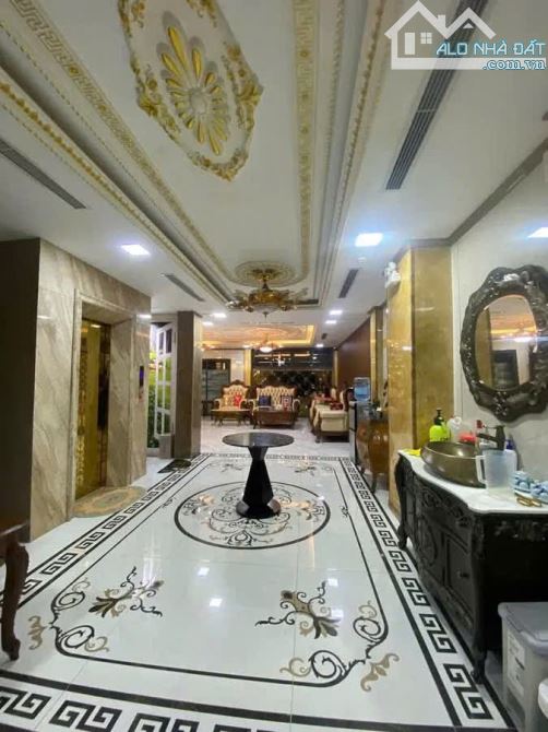 Bán mặt phố Bùi Xuân Phái 125m 6 tầng thang máy vỉa hè kinh doanh giá 41 tỷ.