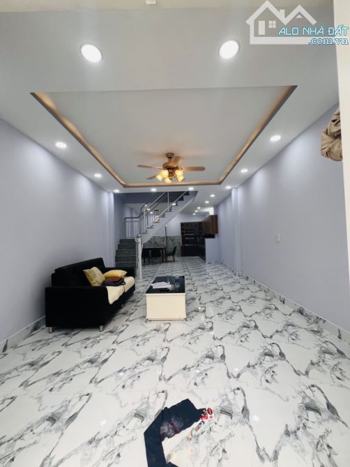 NHÀ 2 TẦNG NỘI THẤT ĐẸP HẺM XE HƠI 4 CHỔ  CAO TẦNG ĐỒNG BỘ HUỲNH TẤN PHÁT PHÚ THUẬN Q7