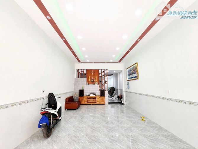 NP743 ➡️ Căn nhà 1 trệt 1 lầu, gần Giáo xứ Hòa Bình, P. Tân Hòa (củ)  giá tốt 3ti4