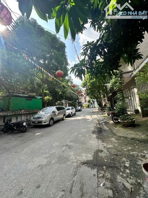 Hiếm! Mặt phố Phố Lụa, Hà Đông 64m2, MT 6m, lô góc, ô tô tránh, kinh doanh, nhỉnh 17 tỷ