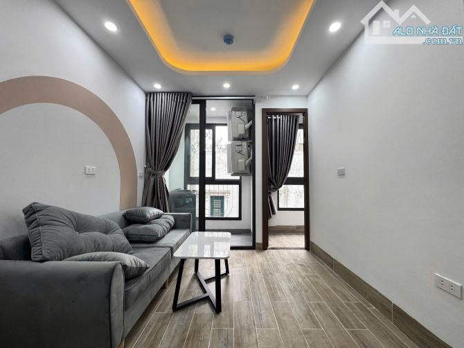 BÁN TÒA NHÀ DÒNG TIỀN PHỐ QUAN NHÂN TRUNG HOÀ 150M2 x 9T MT 9M DT 160TR/TH GIÁ 44.5 TỶ