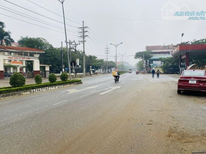 Bán gần 3300m2 đất doanh nghiệp mặt đường  Đình ấm, Khai quang , Vĩnh yên.