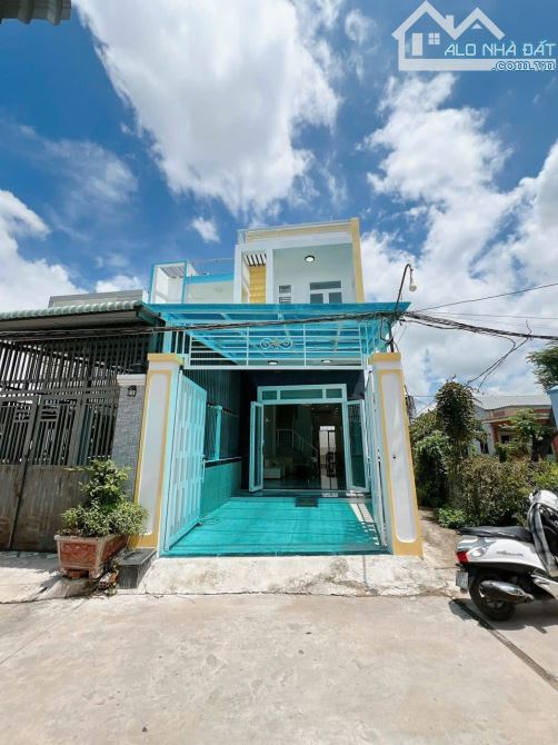NHÀ 1 LẦU 4 X 22M - ĐƯỜNG XE HƠI CÓ HOÀN CÔNG + TẶNG FULL NỘI THẤT ĐẸP