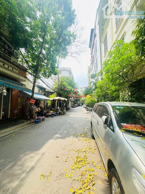 1 nhà ra phố phân lô vỉa hè oto phố Nguyễn Phong Sắc Cầu Giấy 45m 16.5 tỷ 2 mặt thoáng vip