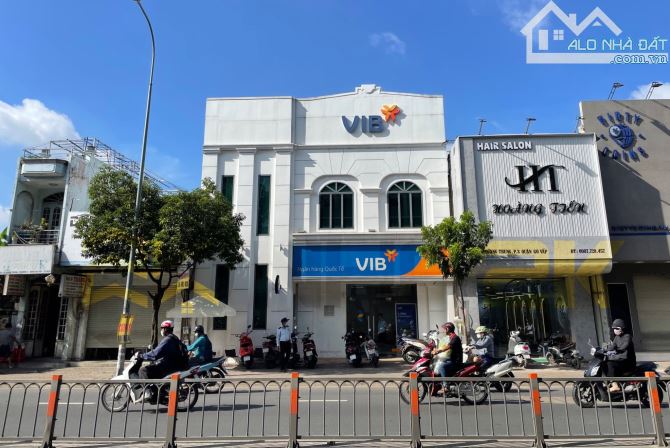 Bán nhà mặt tiền Trần Quý Khoách, Quận 1 -  4,3 x 24m - 4 Tầng - HĐT 90 tr/th - Giá 31 Tỷ