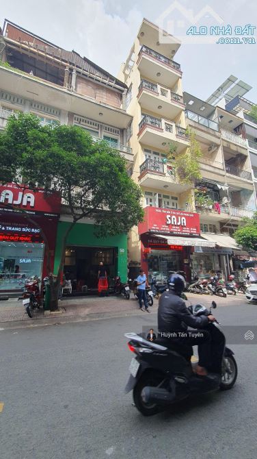 MT Bùi Hữu Nghĩa, trung tâm bán vàng chợ Hòa Bình dòng tiền 50 triệu/tháng, vỉa hè kd