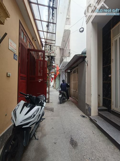 MẢNH ĐẤT HIẾM MINH KHAI, 50M² , NGÕ THÔNG 3 GÁC ĐỖ , GẦN PHỐ , 6,68 TỶ