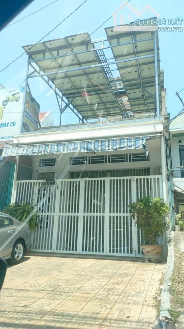 Cho thuê nhà nguyên căn mặt tiền Lê duẩn, Tp Buôn Ma thuột, Đắk Lắk