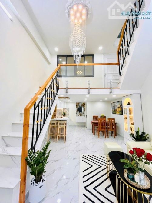 ĐÓN NÀNG BẠCH TUYẾT Ở NGUYỄN VĂN LƯỢNG - 3 TẦNG - 36m2
