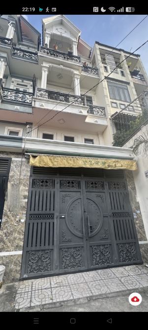 Hiếm, nhà đẹp 4 lầu Lâm Thị Hố, Q12. Hẻm xe hơi. Sổ vuông đẹp, hoàn công đủ.