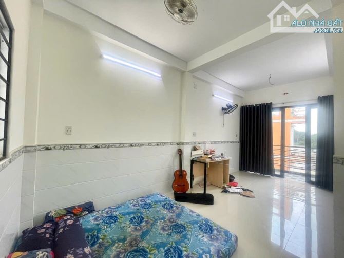 9ty - ĐƯỜNG BẾN VÂN ĐỒN - P5 QUẬN 4 - REVERSIDE - HẺM THÔNG - 10