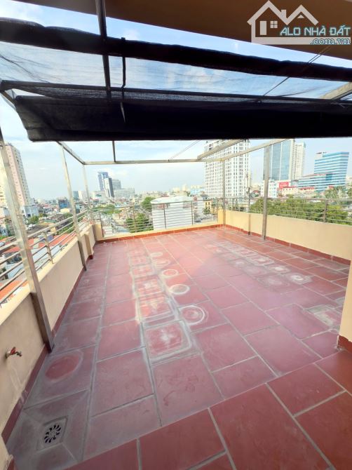 NHÀ MẶT PHỐ THỊNH QUANG - ĐỐNG ĐA - 9 TẦNG - DIỆN TÍCH 93M - MẶT TIỂN 5.5M - VIP CỦA KHU - 10