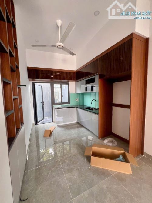 BÁN NHÀ 1 TRỆT 2 LẦU: Diện tích: 6,5 x 18m, nở hậu – tổng 122m²  PHÚ LỢI - 10