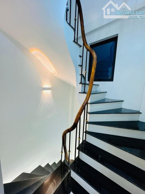 Đại La - Hai Bà Trưng nhỉnh 5 tỷ. Nhà đẹp tặng full nội thất - 10